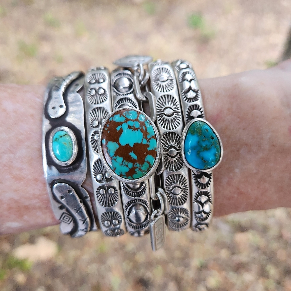 Numi Olive Heavy Weight Turquoise Cuff Xs - Picture 1 of 8